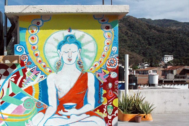 Entre pinceles, lapices y aerosoles conoce la original variedad artistica de Puerto Vallarta