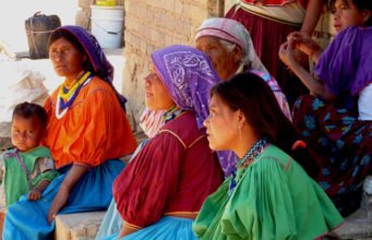 Huicholes, coras, tepehuanos y mexicaneros, ¡descubre las raices indigenas de Nayarit!