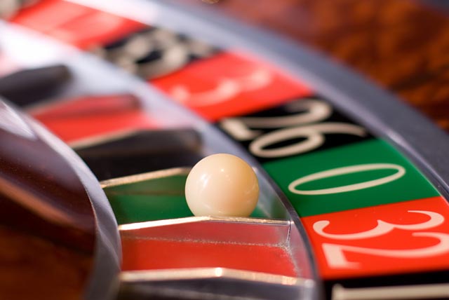 Fanático de los juegos de azar - Ven a probar suerte al Grand Odyssey Casino de Nuevo Vallarta