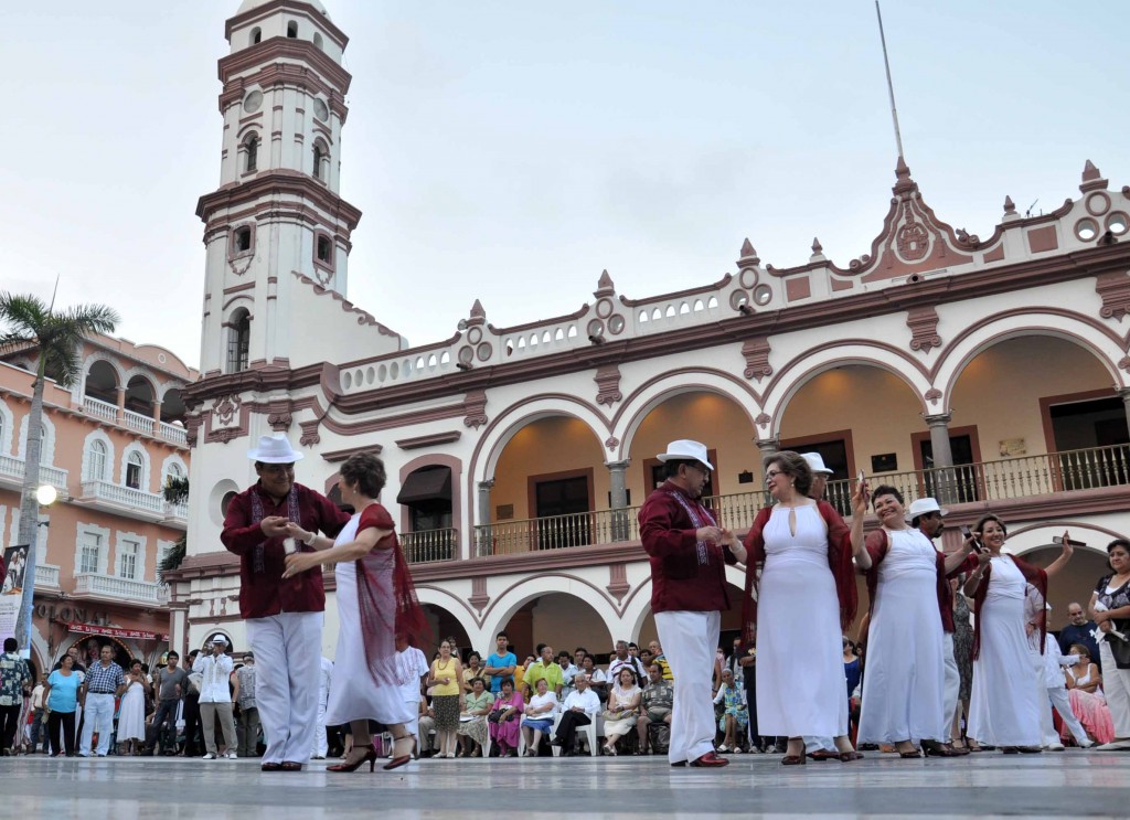 El Danzón en el Puerto de Veracruz