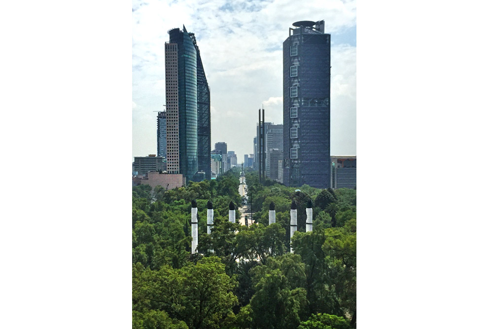 Vista del Paseo de la Reforma desde el Castillo de Chapultepec