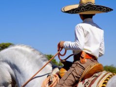 Charrería y mariachis, tradiciones de Jalisco para disfrutar en Vallarta