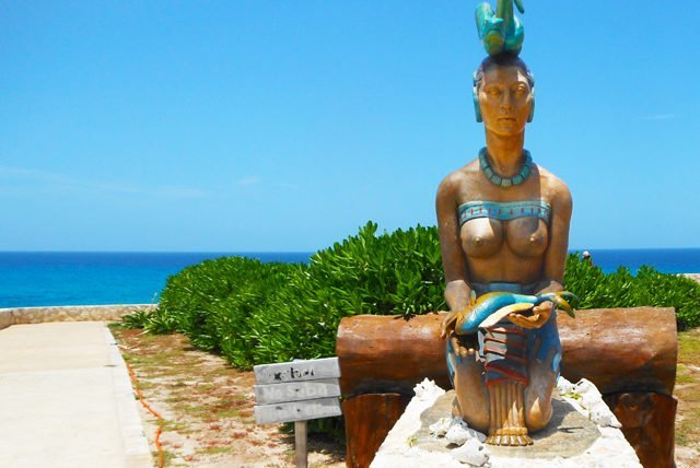 Ixchel, diosa de la fertilidad, ¡visita su templo maya en Isla Mujeres!