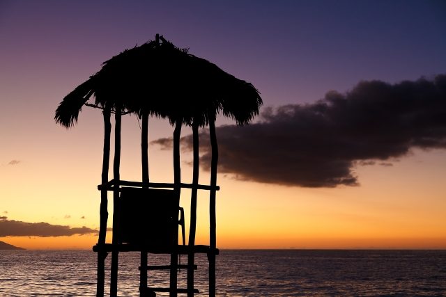 Magicas puestas de sol en el Muelle de Playa Los Muertos