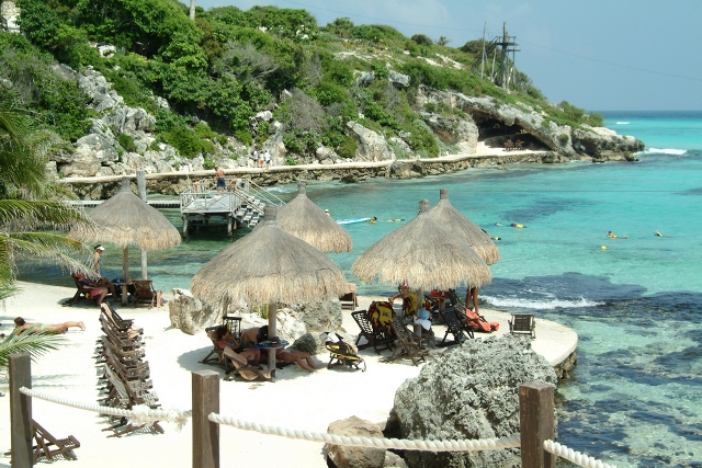 Tour al Parque Garrafón un imperdible en tu viaje por Isla Mujeres